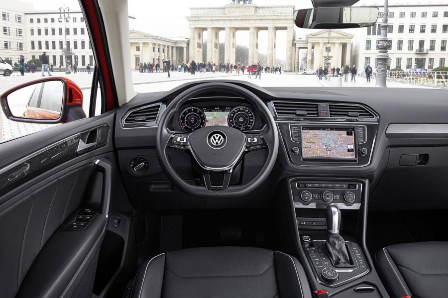  Volkswagen Tiguan 2016 года  (фото 6 из 37)